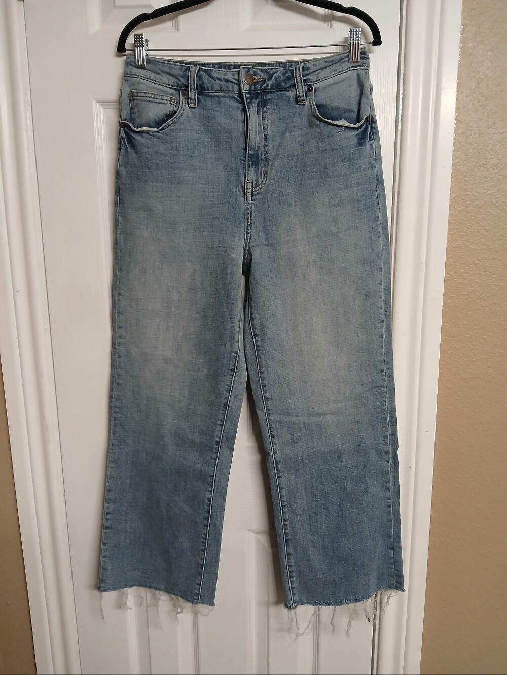 🖤OLIVER LOGAN Light Wash Women's Straight-Leg Jeans - SIZE 31